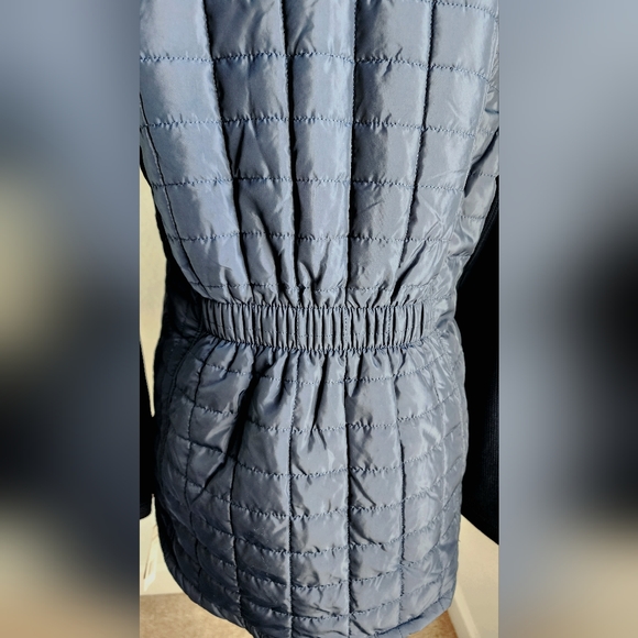 ๐๏ธ๐ท Reebok Poly Woven Quilted full zipped hooded Jacket - Navy Blue - Medium - Picture 8 of 16